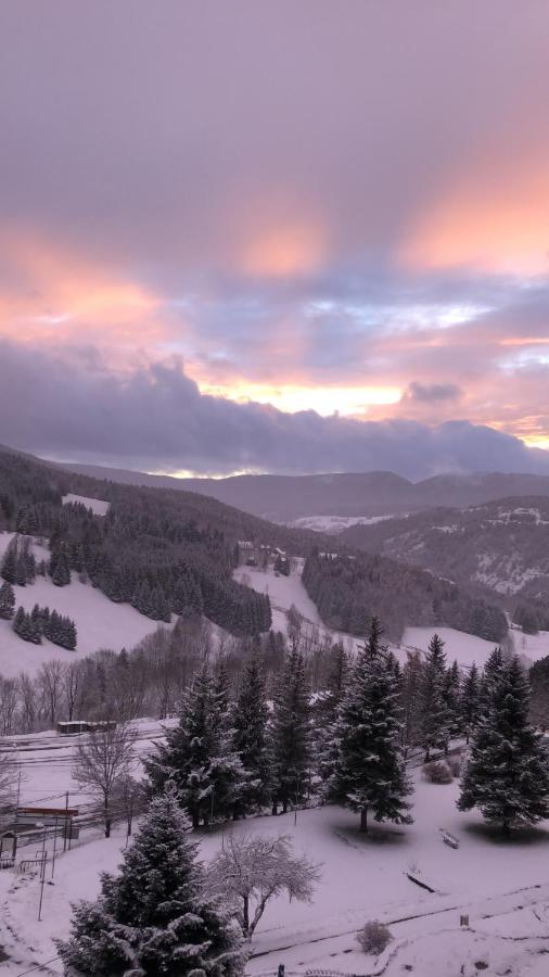 Cretes Du Vercors Vue Magnifique Villard-de-Lans Bagian luar foto